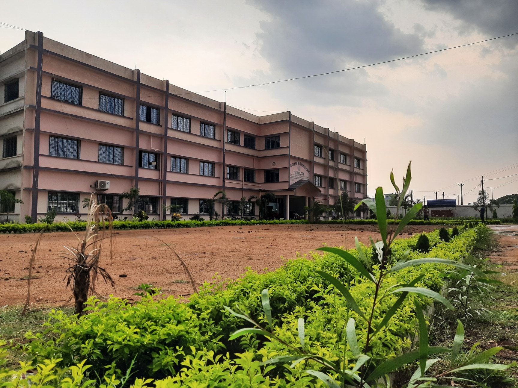BENGAL COLLEGE OF PHARMACEUTICAL TECHNOLOGY 